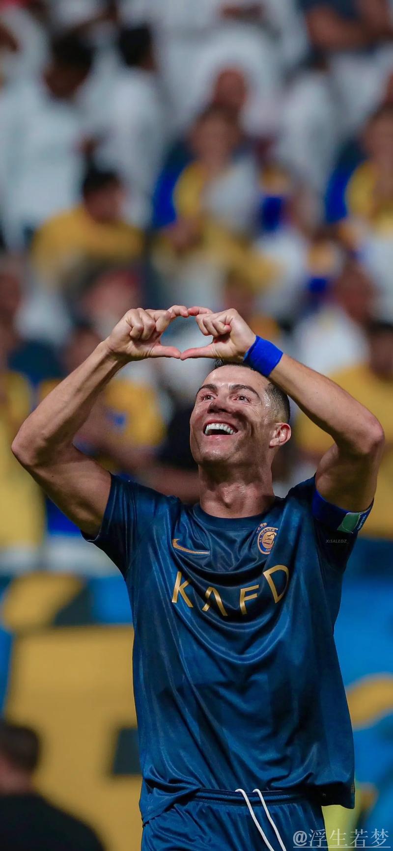 十人横滨难敌利雅得胜利，C罗马内建功杜兰梅开二度4-1晋级