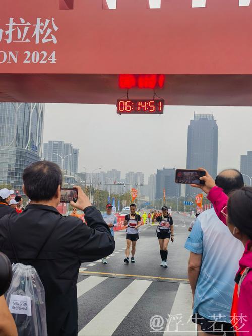 绍兴举办浙江马拉松速度赛 绍兴举办浙江马拉松速度赛