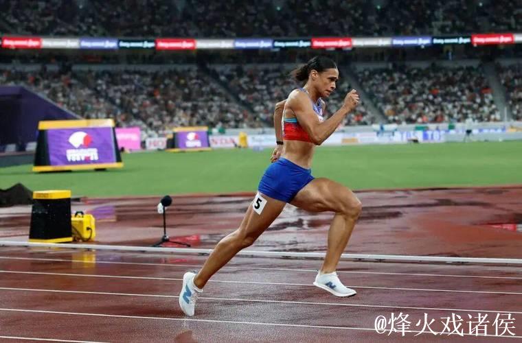 麦克劳林女子400米夺冠 尘封42年赛会纪录作古